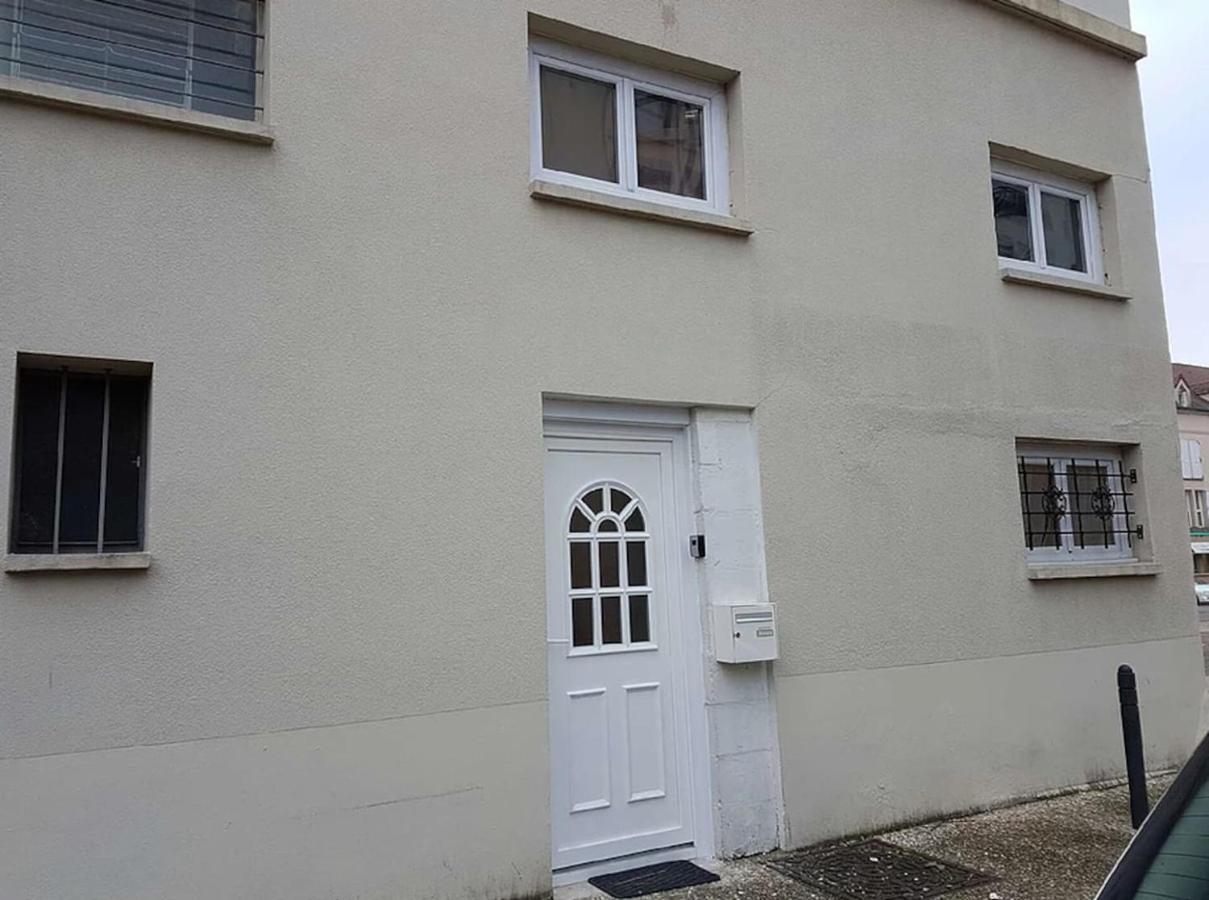 Location Duplex 52M² Au Coeur De Troyes Apartman Kültér fotó